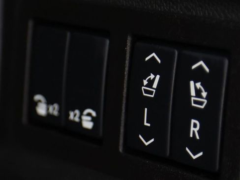 Used 2026 GMC Yukon AT4 Ultimate w/ LPO, Floor Liner Package image 14