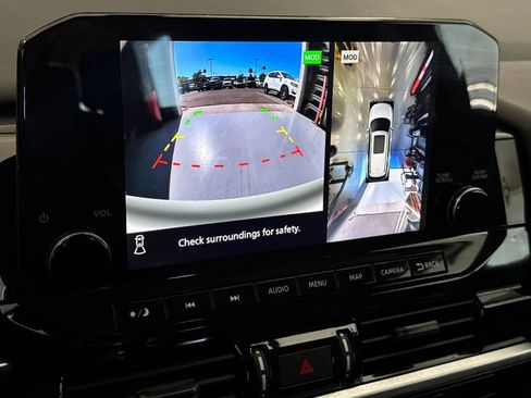 Used 2025 Nissan Pathfinder Platinum w/ Cargo Package image 20