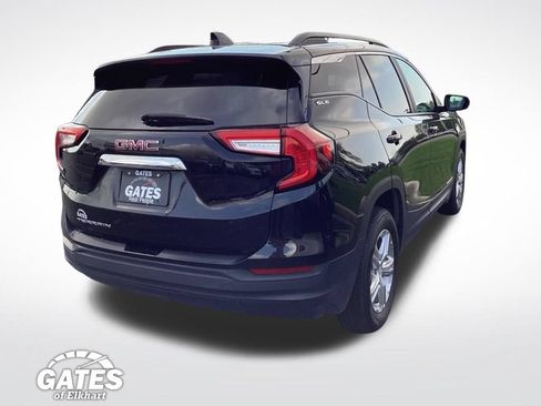 Used 2023 GMC Terrain SLE w/ Driver Convenience Package FWD image 9
