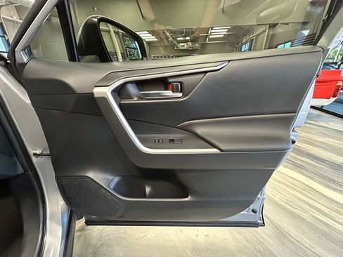 Used 2022 Toyota RAV4 XLE Premium AWD/4WD image 37