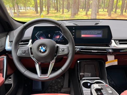 New 2026 BMW X1 xDrive28i w/ Technology Package AWD/4WD image 3