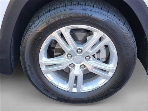 Used 2022 GMC Terrain SLE w/ Driver Convenience Package FWD image 28