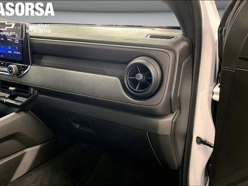 Certified 2023 Chevrolet Colorado Trail Boss AWD/4WD image 17