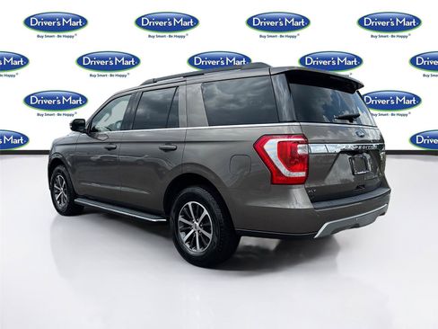 Used 2018 Ford Expedition XLT w/ Equipment Group 202A RWD image 5