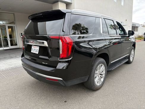 Used 2024 GMC Yukon SLT AWD/4WD image 8