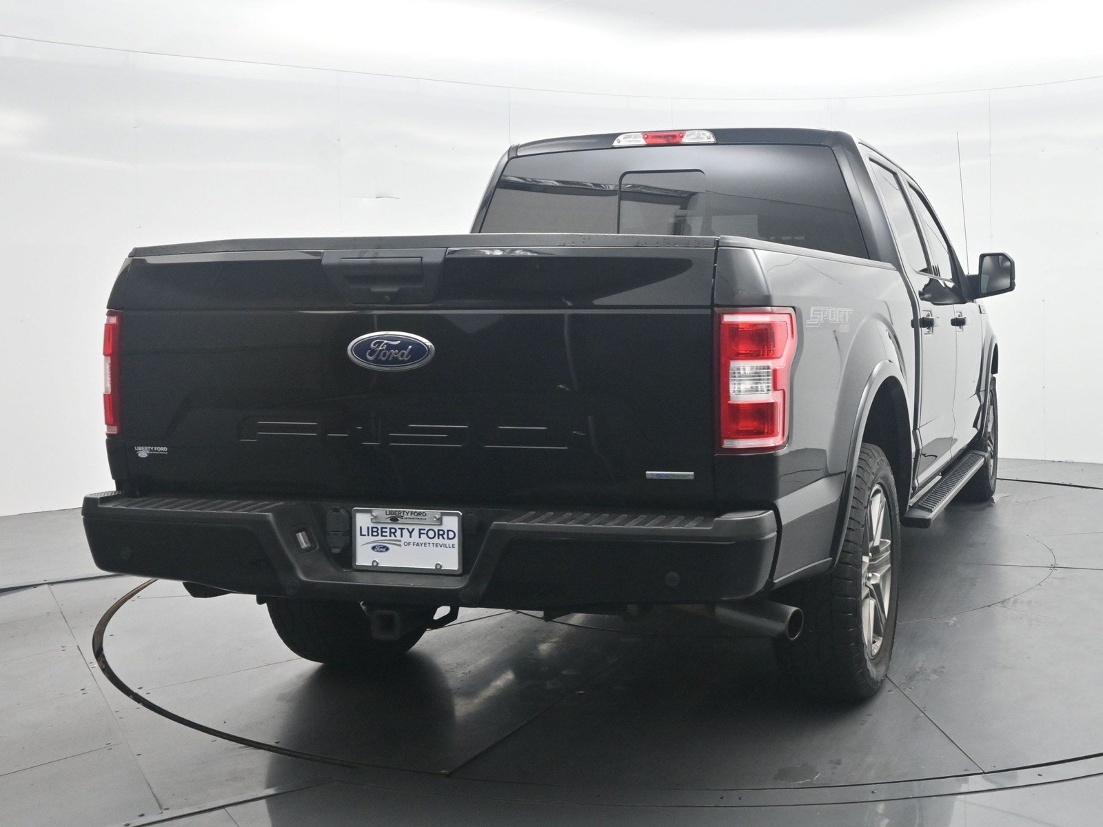 Used 2020 Ford F150 XLT w/ Equipment Group 302A Luxury AWD/4WD image 6