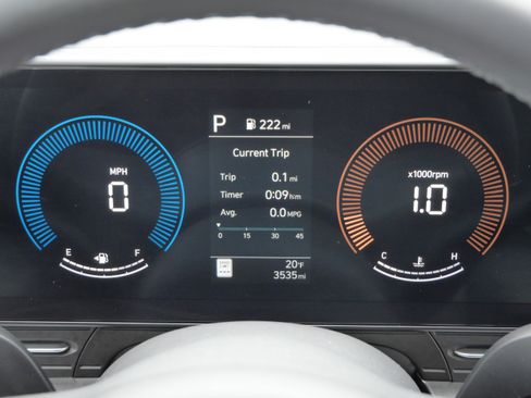 Certified 2025 Hyundai Kona SEL image 22