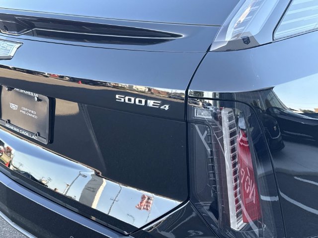 Certified 2025 Cadillac Optiq Luxury 1 AWD/4WD image 6
