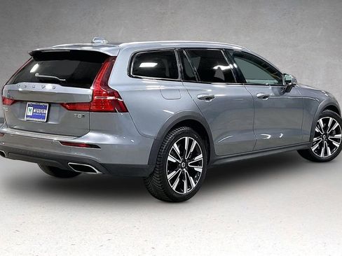 Used 2021 Volvo V60 T5 Cross Country w/ Climate Package AWD/4WD image 6