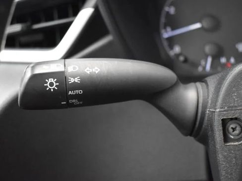 Used 2024 Toyota Corolla SE image 24