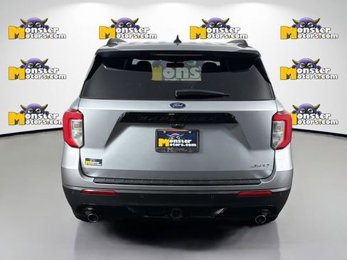Used 2024 Ford Explorer ST-Line w/ Class IV Trailer Tow Package AWD/4WD image 6