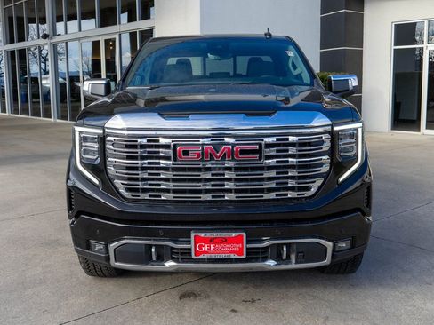 New 2026 GMC Sierra 1500 Denali w/ Technology Package image 2