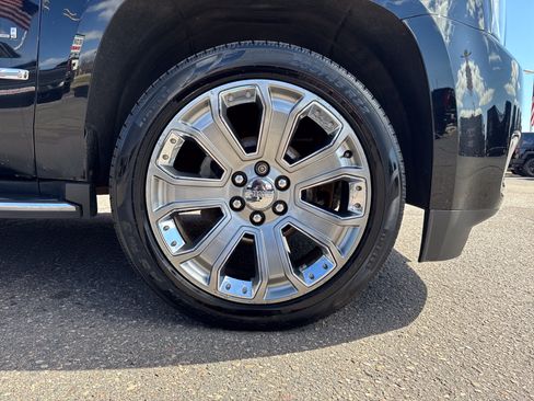 Used 2017 GMC Yukon Denali AWD/4WD image 9