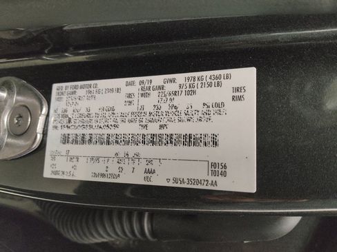 Used 2020 Ford Escape SE image 33