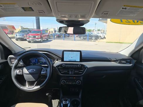 Used 2021 Ford Escape Titanium w/ Titanium Elite Package AWD/4WD image 15