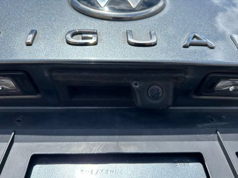 Used 2024 Volkswagen Tiguan SE FWD image 42