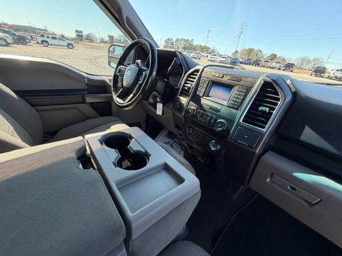 Used 2017 Ford F150 XLT w/ Equipment Group 301A Mid image 8