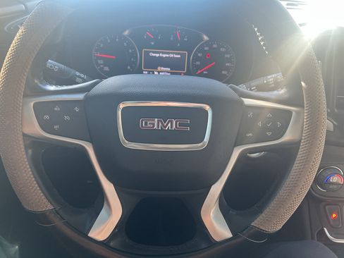 Used 2020 GMC Terrain SLT AWD/4WD image 14