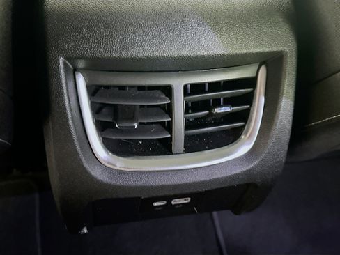 Used 2025 Chevrolet Blazer LT FWD image 26