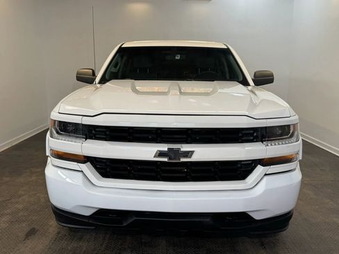 Used 2016 Chevrolet Silverado 1500 Custom image 2