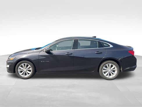 Used 2023 Chevrolet Malibu LT FWD image 32