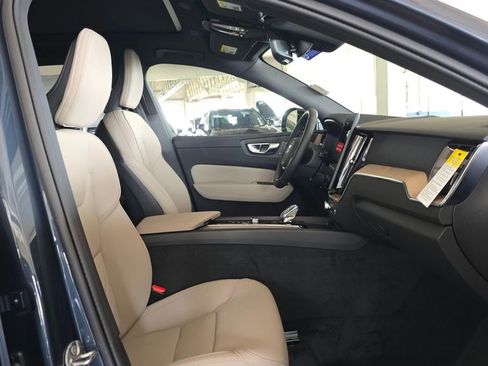New 2026 Volvo XC60 B5 Plus w/ Protection Package Premier AWD/4WD image 10