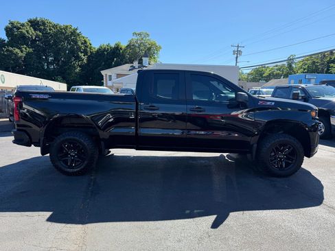 Used 2019 Chevrolet Silverado 1500 Custom Trail Boss w/ Custom Convenience Package AWD/4WD image 6