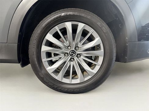 Used 2024 MAZDA CX-90 3.3 Turbo w/ Preferred Plus AWD/4WD image 12