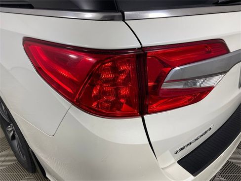 Used 2018 Honda Odyssey Touring image 20