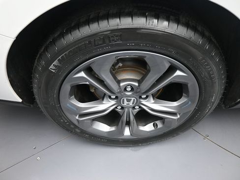 Certified 2023 Honda Accord EX image 12