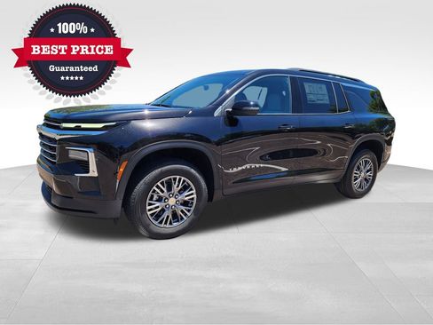 New 2025 Chevrolet Traverse LT image 2