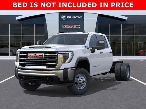 New 2025 GMC Sierra 3500 Pro w/ Convenience Package image 6