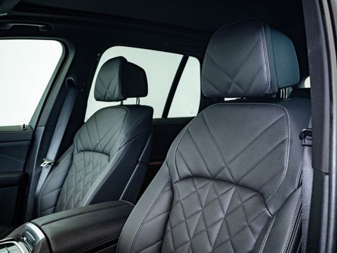 Certified 2025 BMW X5 xDrive40i image 21