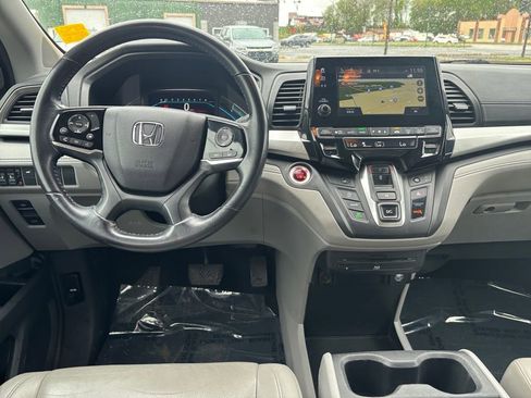 Used 2018 Honda Odyssey Touring image 29