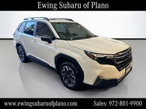 Used 2026 Subaru Forester Premium AWD/4WD image 2