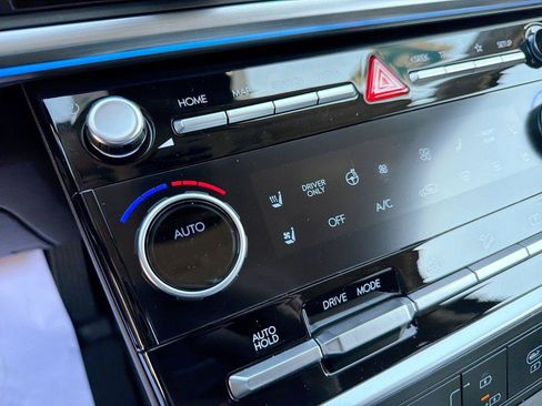 New 2026 Hyundai Santa Fe Limited AWD/4WD image 17