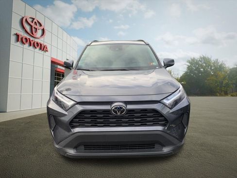 Used 2025 Toyota RAV4 XLE w/ Convenience Package image 6