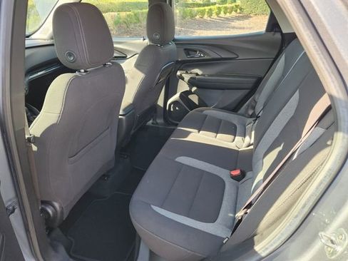Certified 2022 Chevrolet TrailBlazer LS image 11
