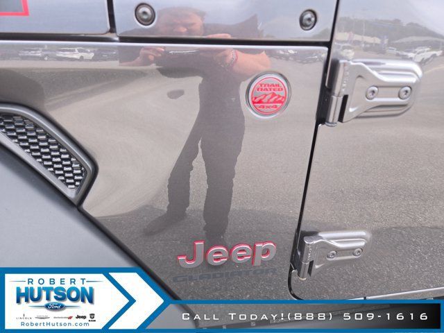 Used 2020 Jeep Gladiator Rubicon AWD/4WD image 25