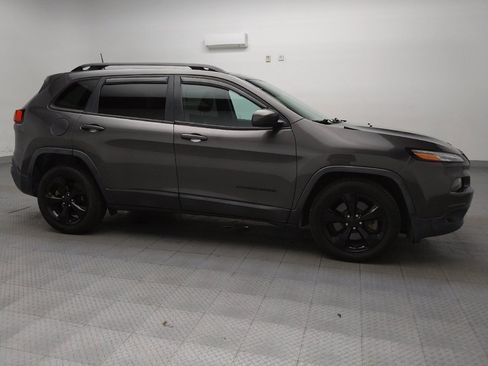 Used 2018 Jeep Cherokee Limited w/ High Altitude Package image 11