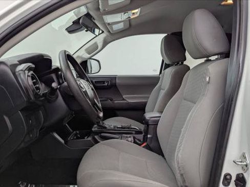 Used 2021 Toyota Tacoma SR RWD image 14