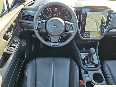 Used 2025 Subaru Forester Limited image 12