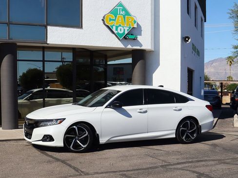 Used 2021 Honda Accord Sport Special Edition image 4