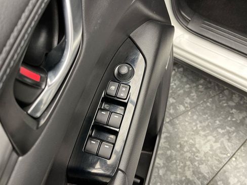Used 2018 MAZDA CX-5 Touring w/ Preferred Equipment Package AWD/4WD image 9