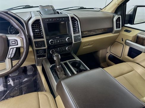 Used 2018 Ford F150 Lariat w/ Equipment Group 502A Luxury image 19