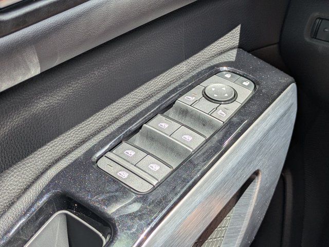New 2026 Nissan Pathfinder SL AWD/4WD image 26