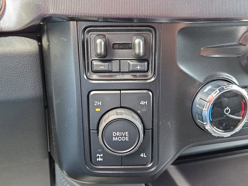 New 2026 Ford F250 Platinum AWD/4WD image 15