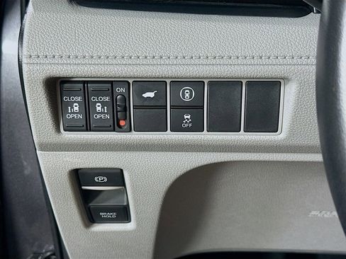 Used 2023 Honda Odyssey EX-L image 23