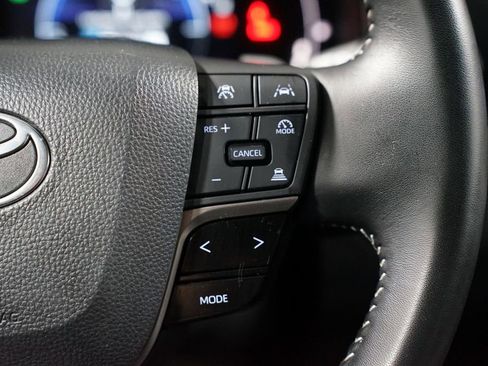 Certified 2025 Toyota Camry SE image 13