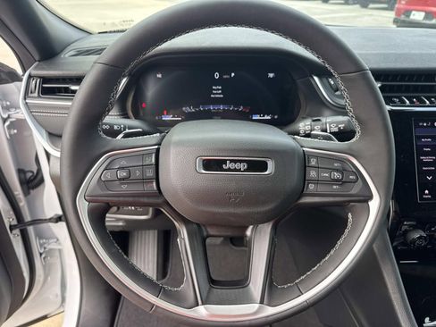 New 2026 Jeep Grand Cherokee L 2WD image 21